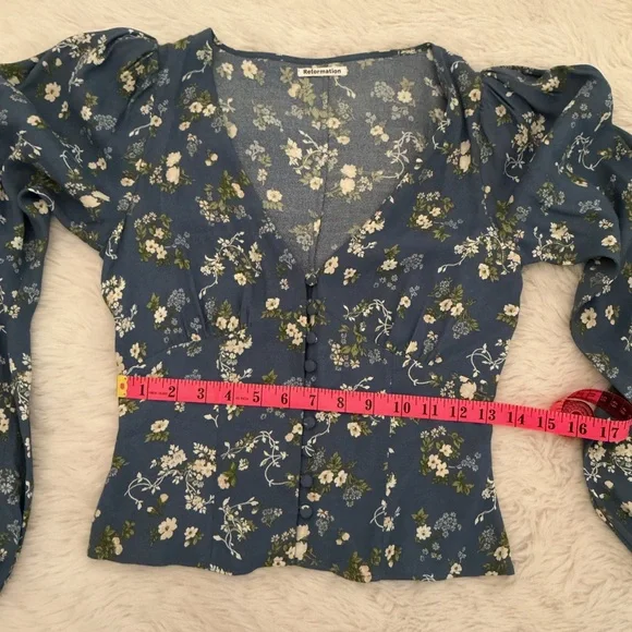 Nell Top from Reformation - Picture 10 of 16